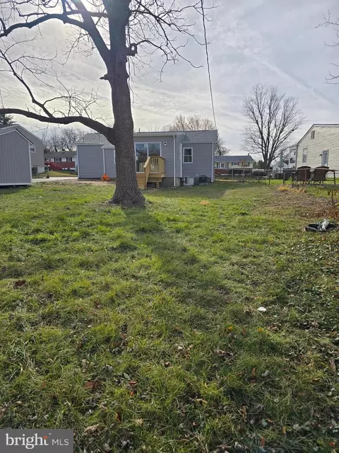 Exterior - 7 Cherry Rd, New Castle, DE 19720 photo 1 of 1