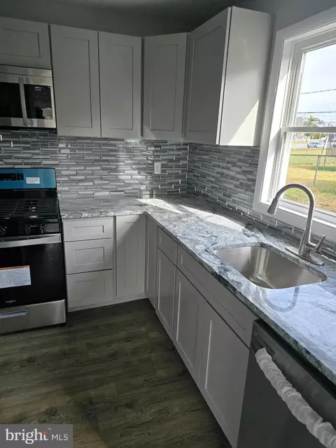 Kitchen - 7 Cherry Rd, New Castle, DE 19720 photo 1 of 4