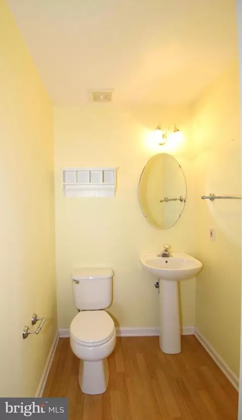 Bath - 202 Barrett Run Pl, Newark, DE 19702 photo 1 of 1