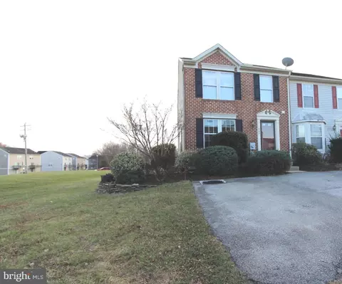 202 Barrett Run Pl, Newark, DE 19702