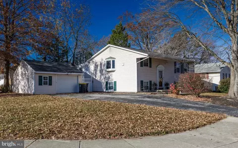 100 Patricia Rd, Newark, DE 19713 photo 4