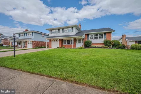 2623 Longfellow Dr, Wilmington, DE 19808