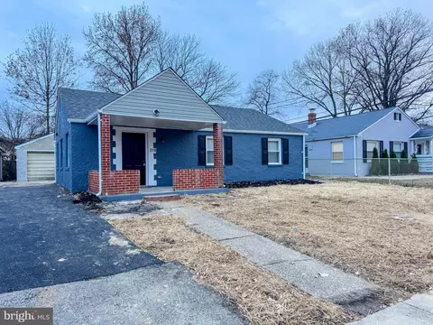 218 Blue Hen Rd, New Castle, DE 19720