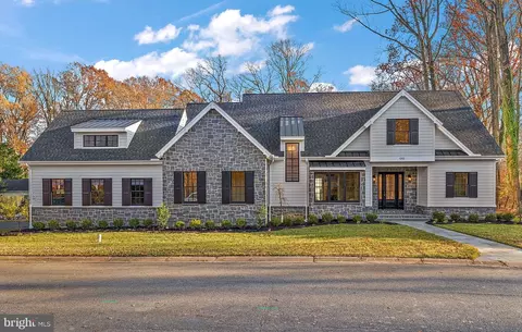 919 Barley Dr, Wilmington, DE 19807