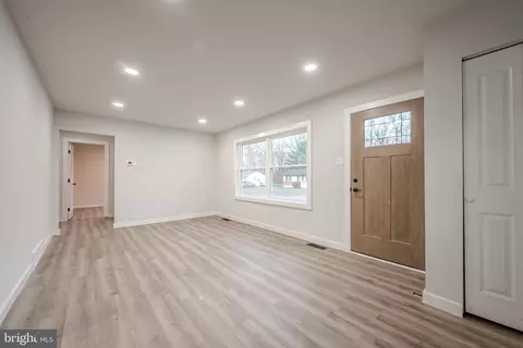 415 Tamara Cir, Newark, DE 19711 photo 6