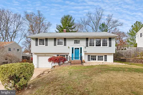 718 Colgate Ln, Newark, DE 19711