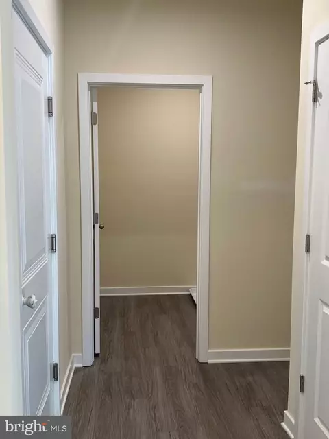 Entry Way - 1020 Robinson Rd, Townsend, DE 19734 photo 5 of 7