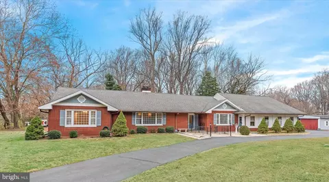215 Park Ave, New Castle, DE 19720