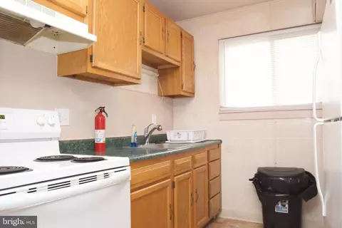 Other - 402 Kemper Dr, Newark, DE 19702 photo 2 of 6