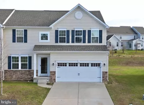 337 Tiger Lily Dr, Middletown, DE 19709