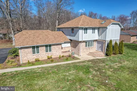 930 Clydesdale Dr, Bear, DE 19701