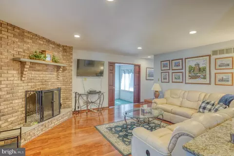 Living - 930 Clydesdale Dr, Bear, DE 19701 photo 1 of 4