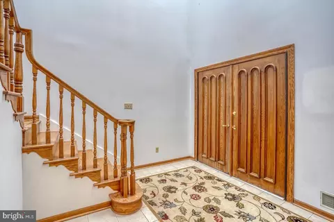 Entry Way - 930 Clydesdale Dr, Bear, DE 19701 photo 2 of 5