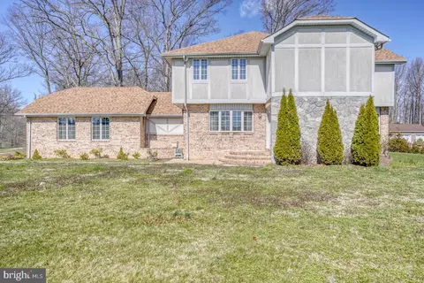 Exterior - 930 Clydesdale Dr, Bear, DE 19701 photo 4 of 6