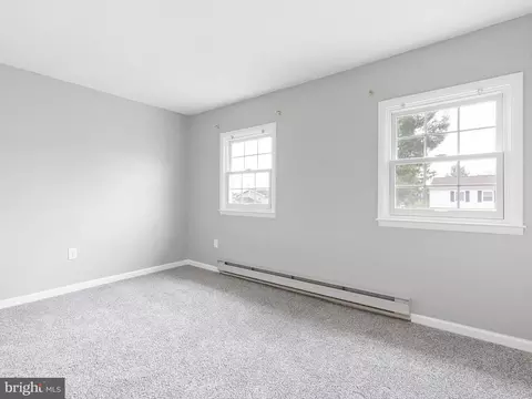 Bedroom - 100 Anglin Dr, Newark, DE 19713 photo 4 of 6