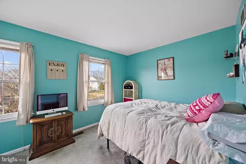 Bedroom - 131 Aspen Dr, Newark, DE 19702 photo 4 of 7
