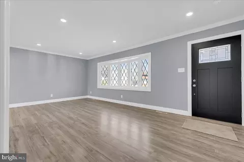 Entry Way - 217 Kenmark Rd, Newark, DE 19713 photo 1 of 2