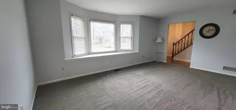 Living - 63 Danvers Cir, Newark, DE 19702 photo 1 of 2