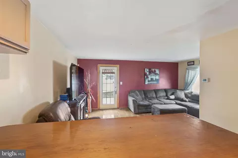 Entry Way - 230 Channing, Bear, DE 19701 photo 4 of 4
