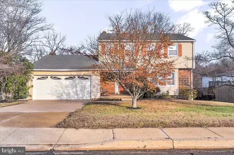 402 New London Rd, Newark, DE 19711