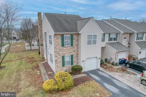 214 Beckington Ct, Middletown, DE 19709