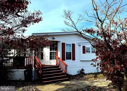 83 Joyce Dr #675, Wilmington, DE 19808