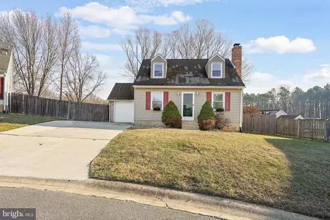 5 Andrew Jackson Cir, Newark, DE 19702