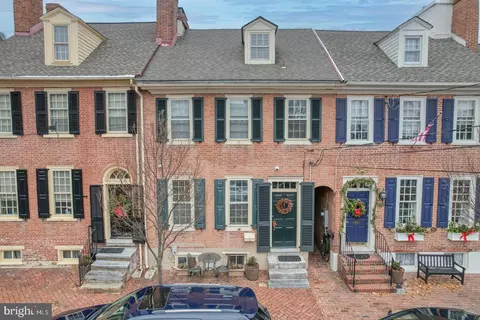 136 E 2nd St, New Castle, DE 19720