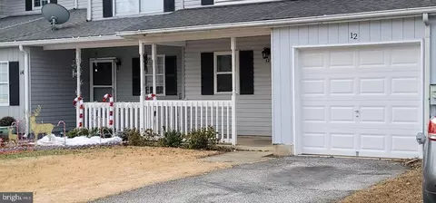 12 Freedom Trl, New Castle, DE 19720