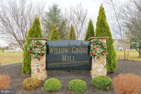 403 Wilmore Dr, Middletown, DE 19709 photo 2