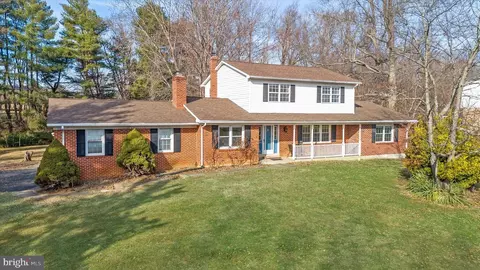 906 Clydesdale Dr, Bear, DE 19701