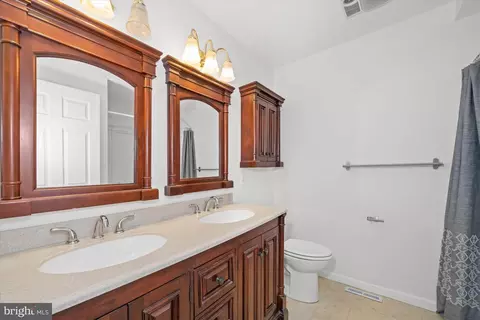 906 Clydesdale Dr, Bear, DE 19701 photo 25