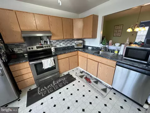 Kitchen - 332 Liborio Dr, Middletown, DE 19709 photo 4 of 4