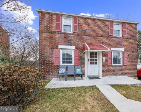 223 Harrison Ave, New Castle, DE 19720