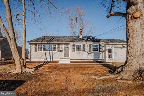 12 Davies Rd, Newark, DE 19713 photo 2