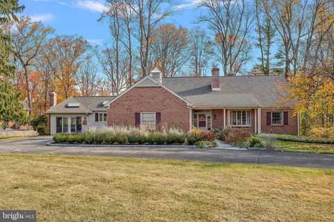 4011 Heather Dr, Wilmington, DE 19807