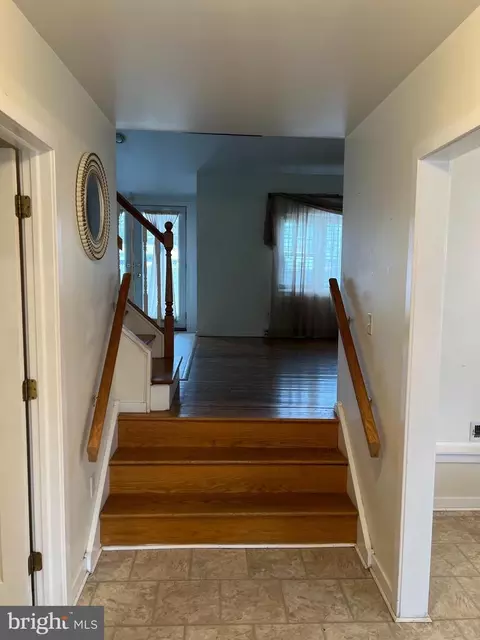 Entry Way - 4 Mccord Dr, Newark, DE 19713 photo 1 of 4