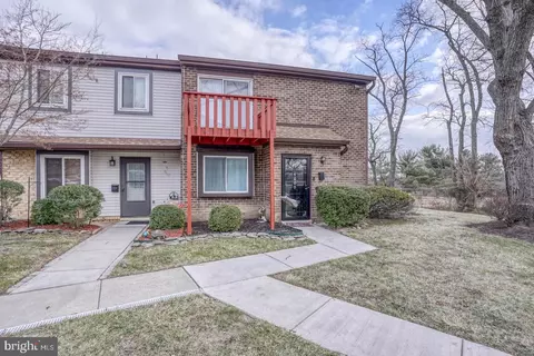 4009 Golf View Dr #4084, Newark, DE 19702