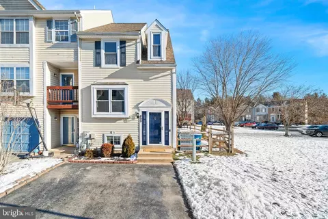 899 Sabina Cir, Bear, DE 19701
