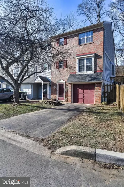 5001 E Woodmill Dr, Wilmington, DE 19808