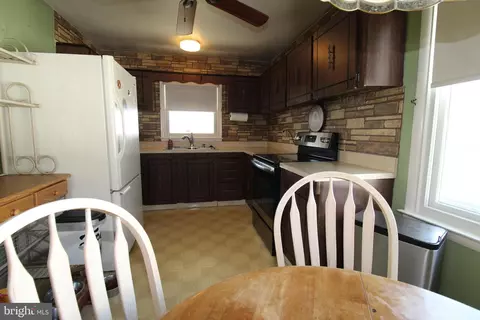 Kitchen - 31 Northfield Rd, Newark, DE 19713 photo 1 of 4