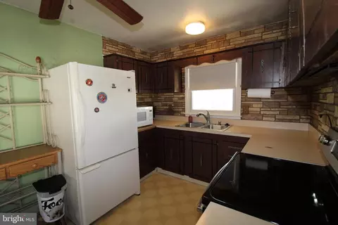 Kitchen - 31 Northfield Rd, Newark, DE 19713 photo 4 of 4