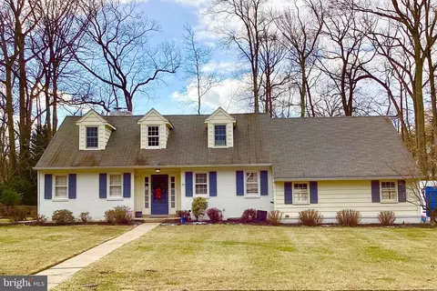 2528 Blackwood Rd, Wilmington, DE 19810