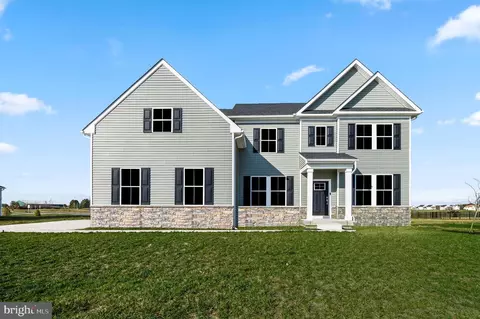112 Goldleaf Dr W, Middletown, DE 19709