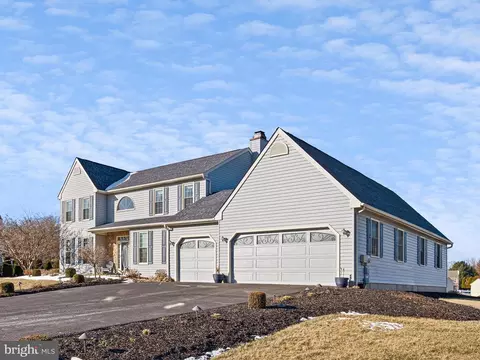 Exterior - 410 Reading Ln, Middletown, DE 19709 photo 2 of 3