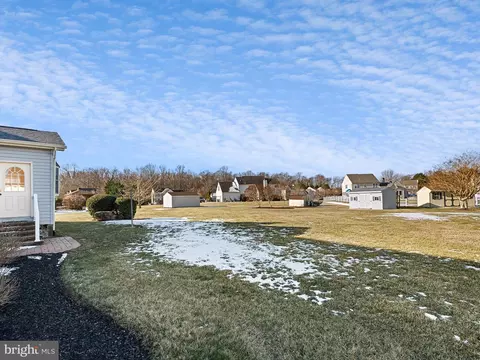 Exterior - 410 Reading Ln, Middletown, DE 19709 photo 3 of 3