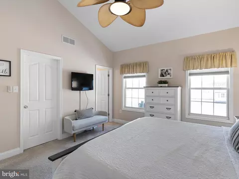 Bedroom - 49 Karens Way, Bear, DE 19701 photo 2 of 4