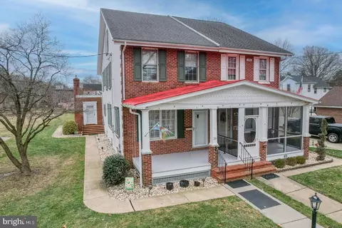 29 W 7th St, New Castle, DE 19720