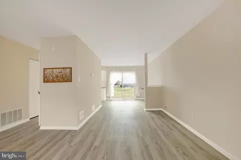 11 Arnold Pl, Newark, DE 19702 photo 3