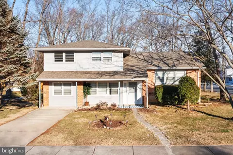820 Leeds Ln, Newark, DE 19711